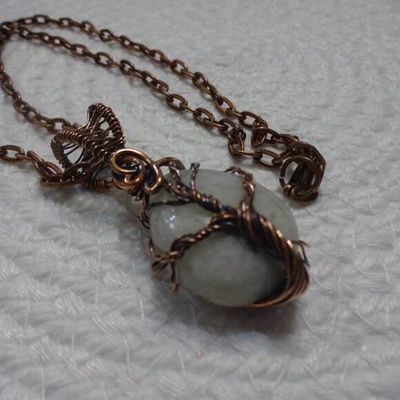 Rustic WHITE QUARTZ Handmade WIRE-WRAPPED TREE Pendant/Chain #999C - Picture 2 of 3